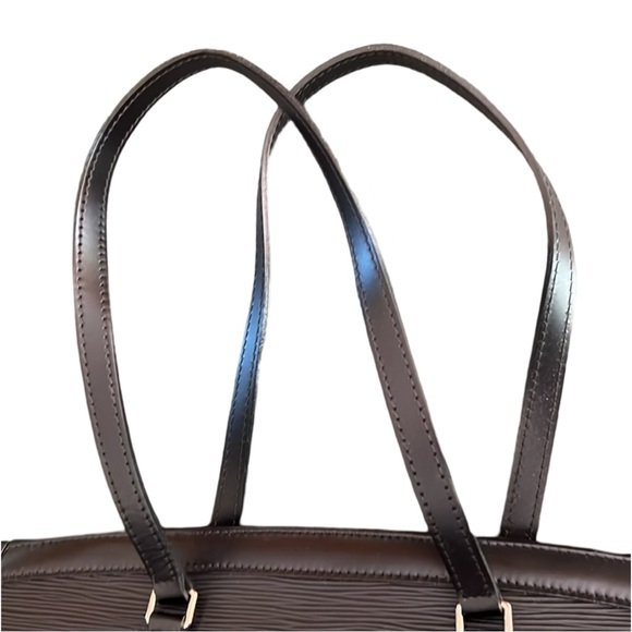 LOUIS VUITTON Madeleine PM Epi Leather Black Shoulder Bag Handbag Purse - Picture 13 of 14